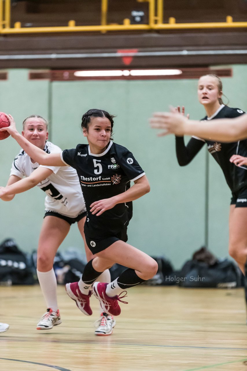 Bild 75 - A-Juniorinnen SVHU - HSG Eider Harde : Ergebnis: 36:28